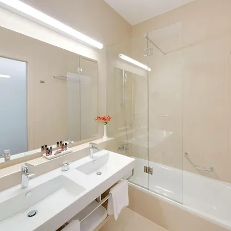 Hotel Valamar Isabella Miramare Porec