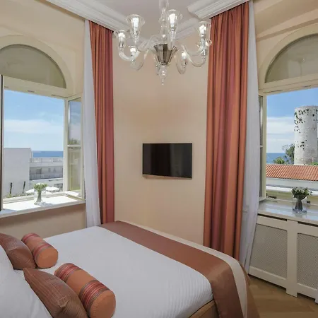 Valamar Isabella Miramare