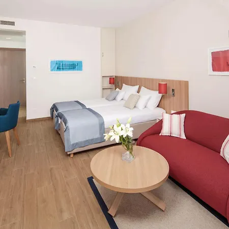 Hotel Valamar Isabella Miramare Porec