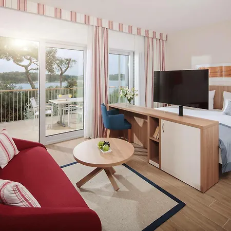 Isabella Island Miramare & 5* بوريتش