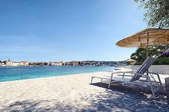 Isabella Island Miramare & 포레치