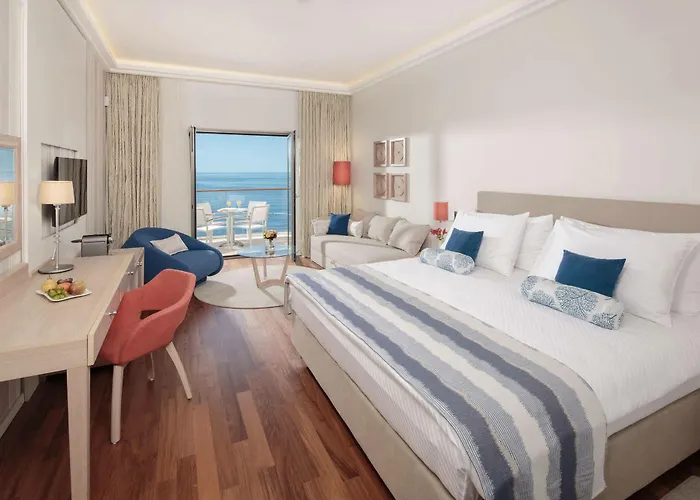 Isabella Island Miramare & 호텔